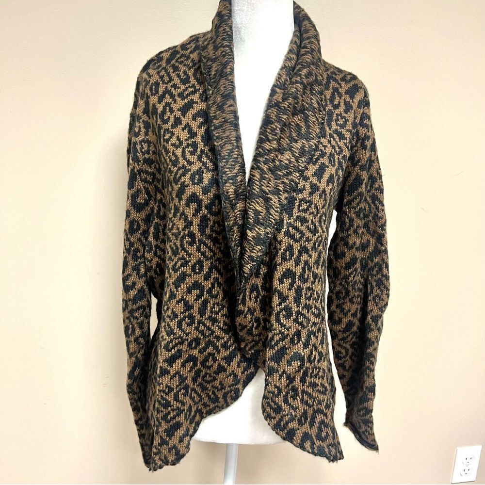 Wooden Ships animal print Open Front Sweater size Sm/ Med